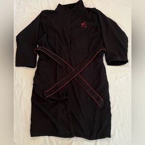 Chadsworth Haig men's robe in classic black